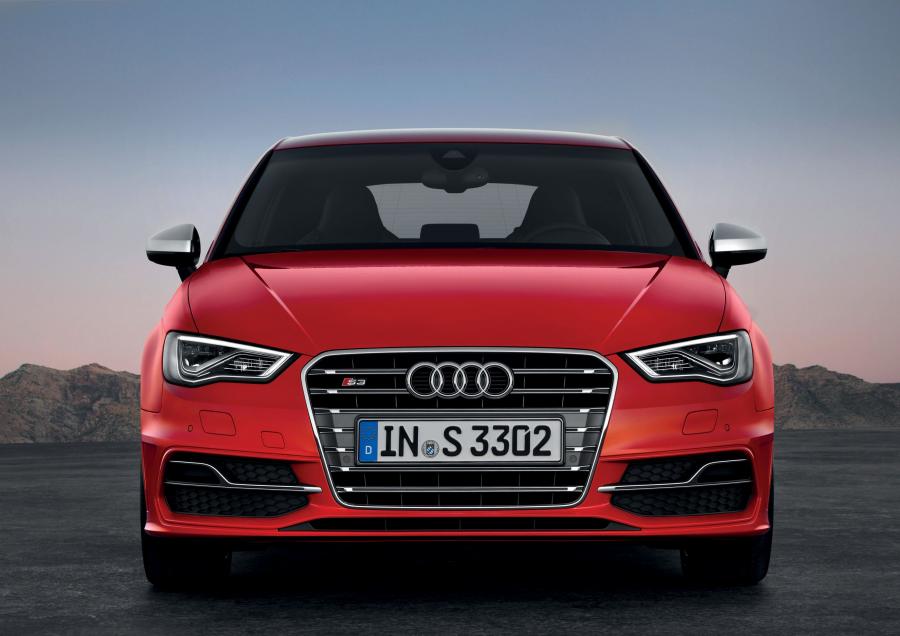 Audi S3 (8V) 2013 года  (WW) (фото 12 из 101)
